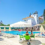 Dream Of Otel Side